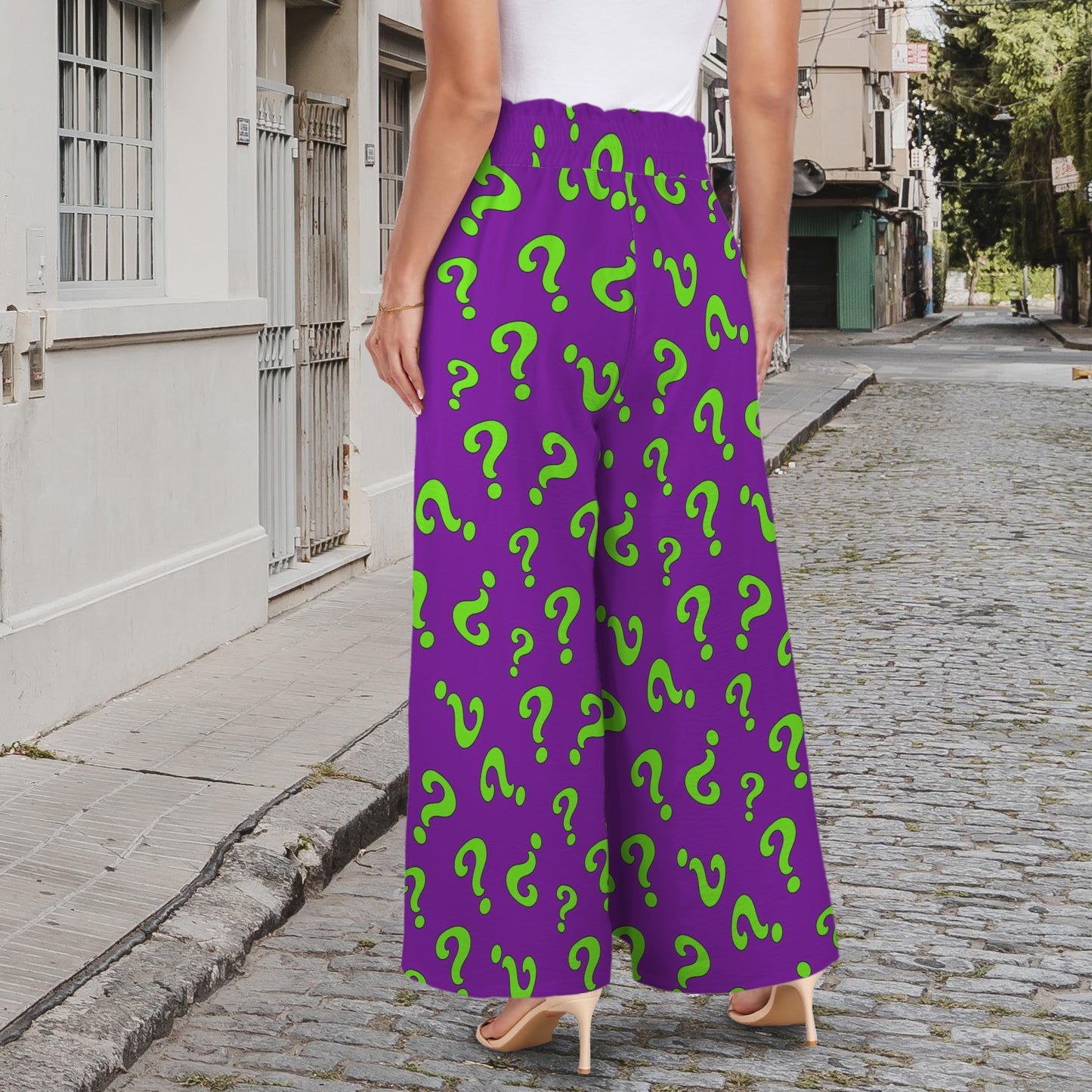 Magician pants purple with green question marks