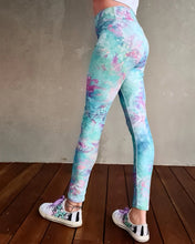 Load image into Gallery viewer, Magic Mushroom - Yoga leggings