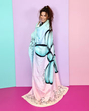 Load image into Gallery viewer, Pastel colour fleece blanket for balloon artists