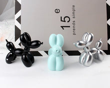 Load image into Gallery viewer, Black Balloon Dog Statue (with white polka dots)